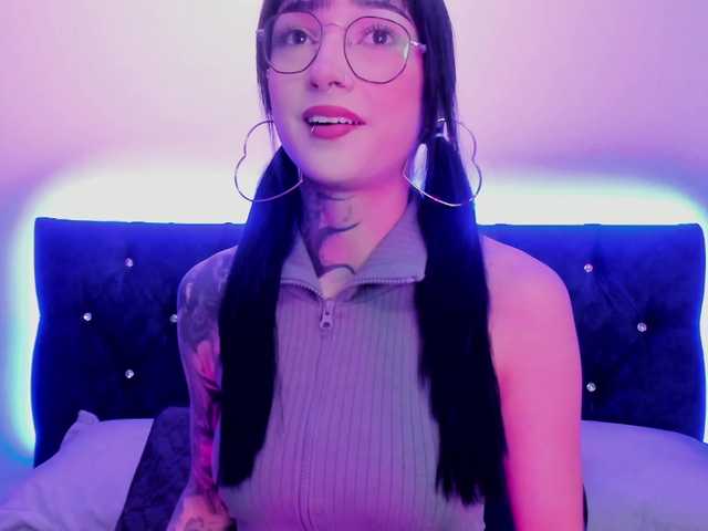 Yuliana-Demon live cam preview