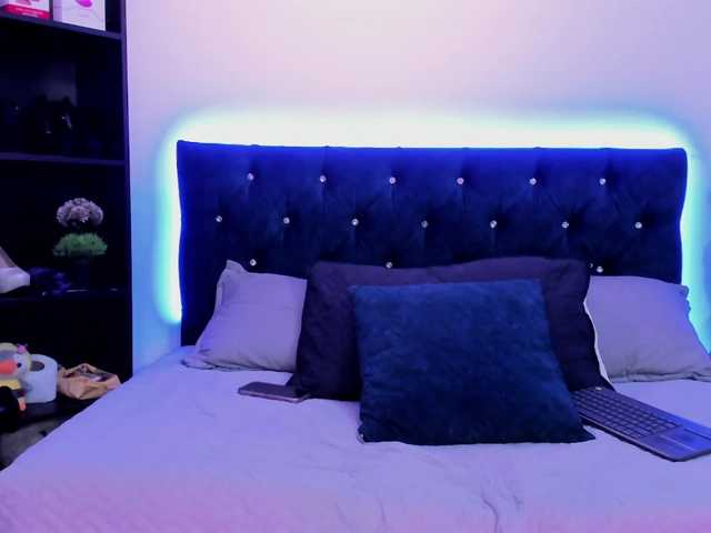 Yuliana-Demon live cam on BongaCams