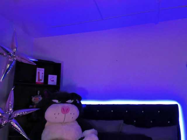 Yuliana-Demon live cam on BongaCams