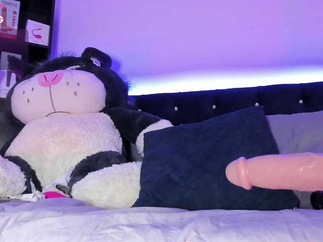 Yuliana-Demon live cam on BongaCams