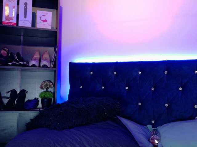 Yuliana-Demon live cam on BongaCams