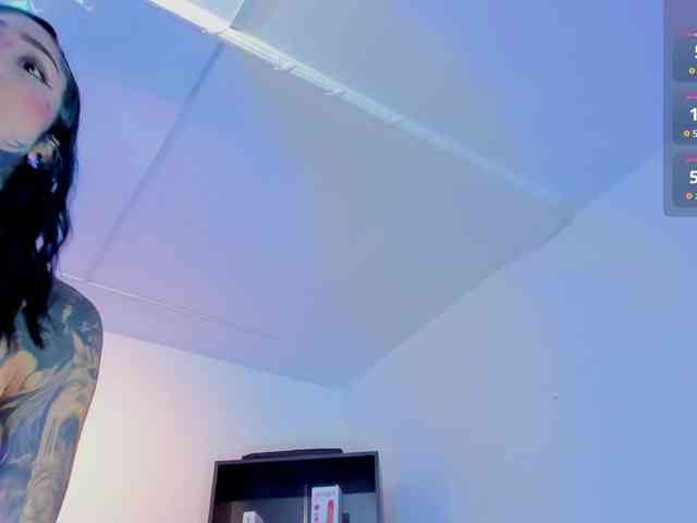Yuliana-Demon webcam