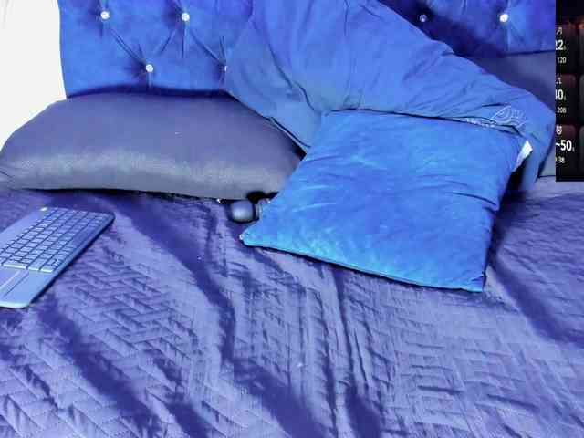 Yuliana-Demon webcam
