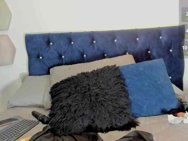 Yuliana-Demon webcam