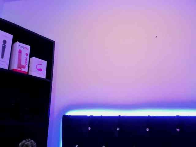 Yuliana-Demon webcam