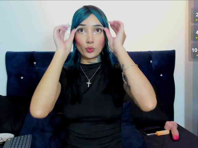 Yuliana-Demon webcam