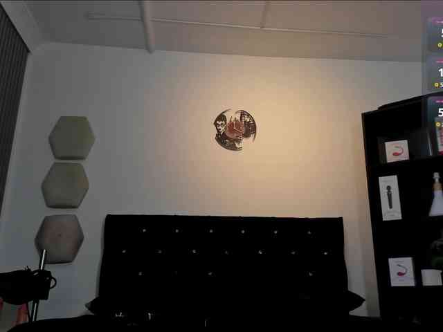 Yuliana-Demon webcam