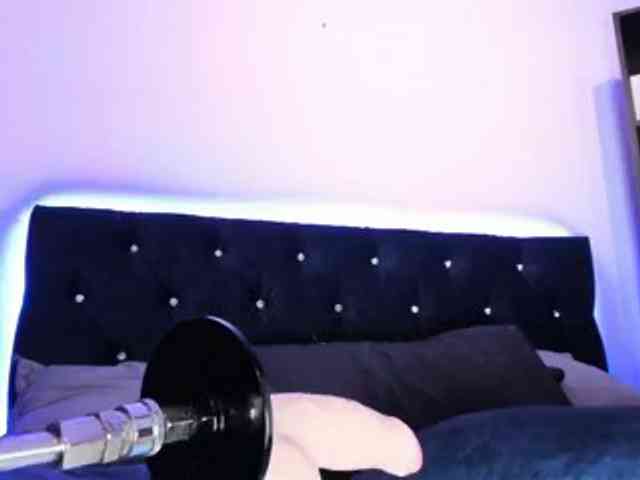 Yuliana-Demon webcam