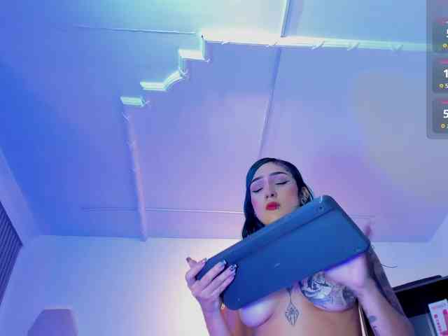 Yuliana-Demon webcam