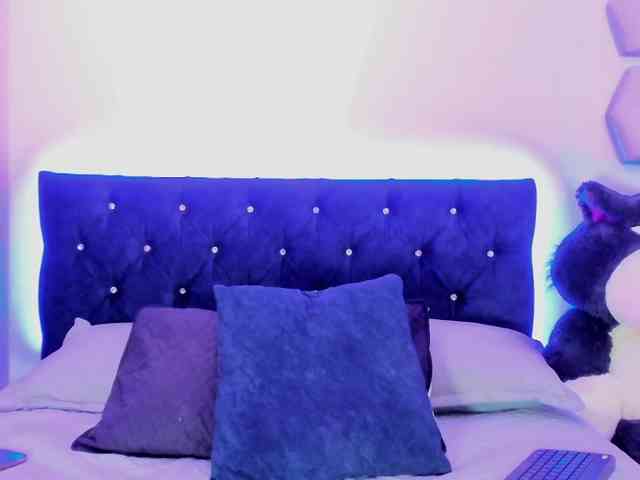 Yuliana-Demon webcam