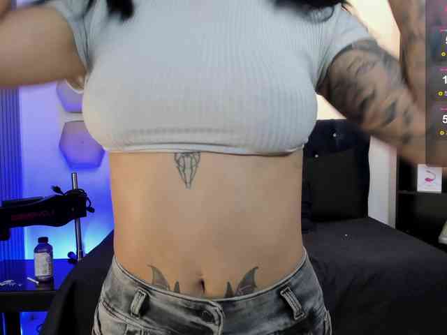 Yuliana-Demon webcam