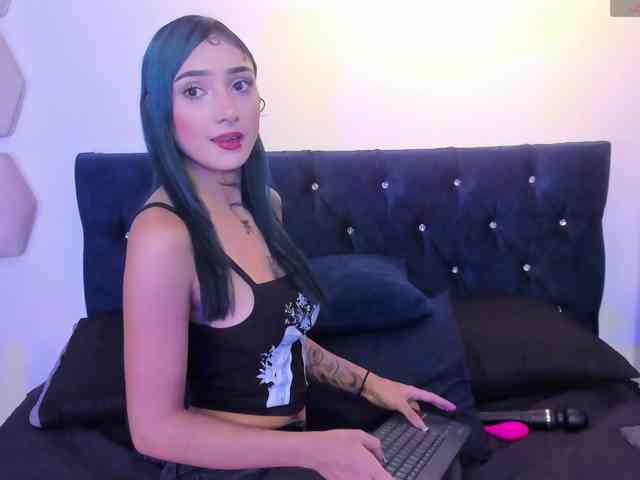 Yuliana-Demon webcam