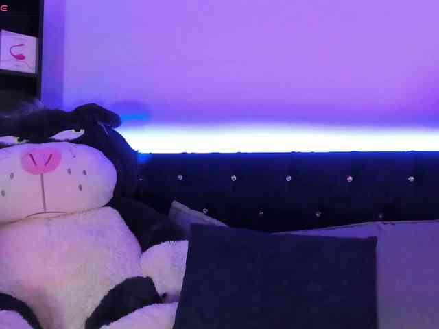 Yuliana-Demon webcam