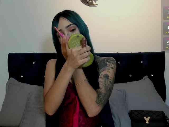 Yuliana-Demon webcam