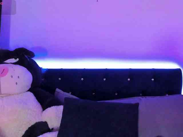 Yuliana-Demon webcam