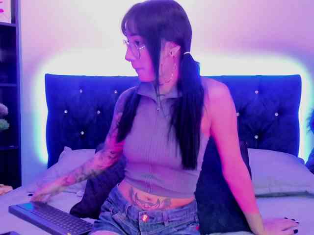 Yuliana-Demon webcam