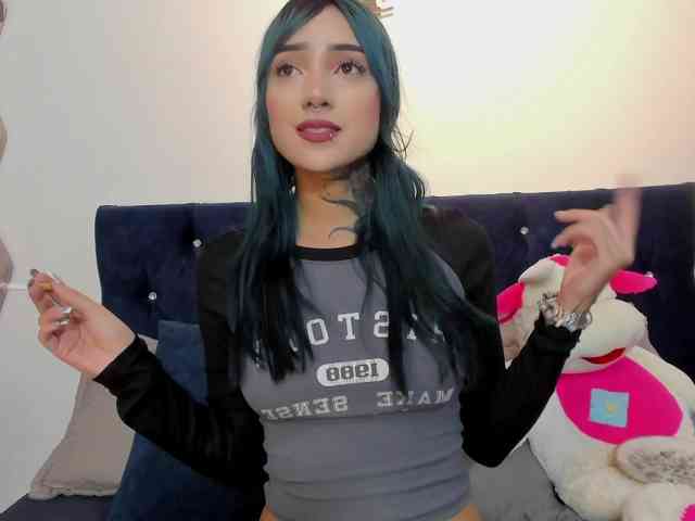 Yuliana-Demon webcam