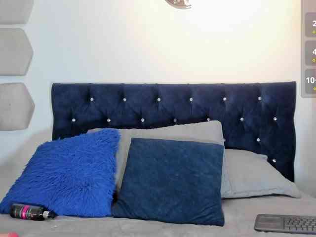 Yuliana-Demon webcam