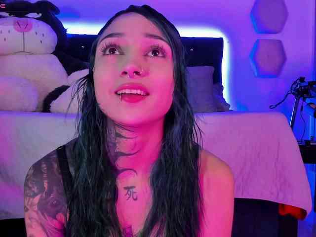 Yuliana-Demon webcam