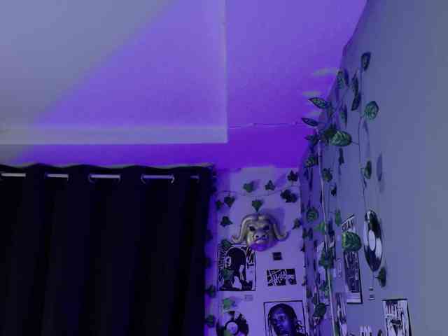 Yuliana-Demon webcam