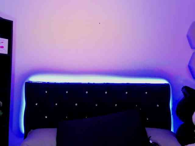 Yuliana-Demon webcam