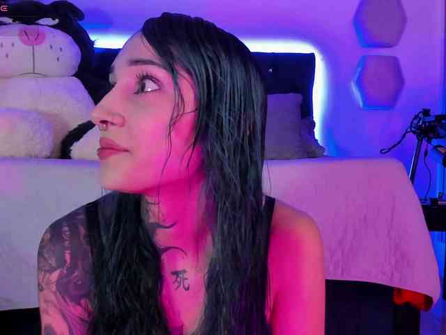 Yuliana-Demon webcam