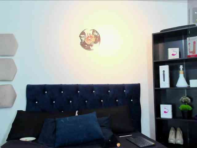 Yuliana-Demon webcam