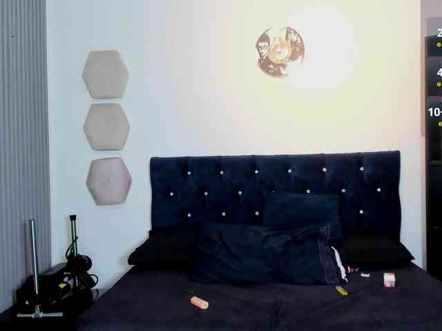 Yuliana-Demon webcam