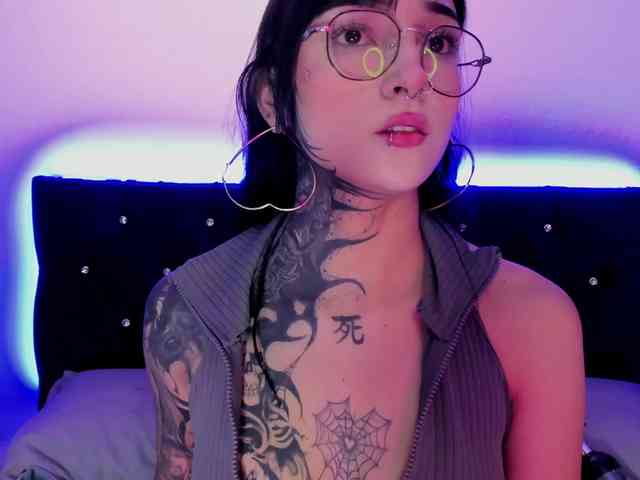 Yuliana-Demon webcam