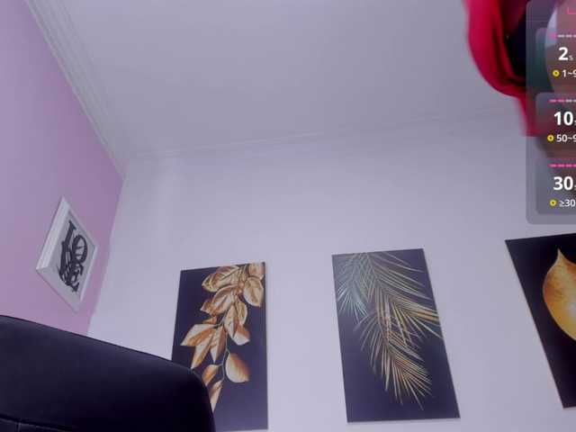 emmylewwis live cam on BongaCams