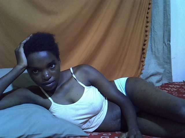 princess-scovia live cam on BongaCams
