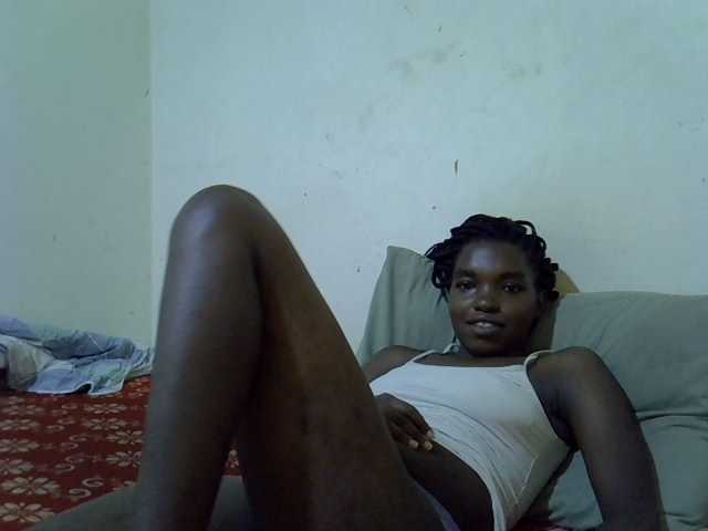 princess-scovia live cam on BongaCams