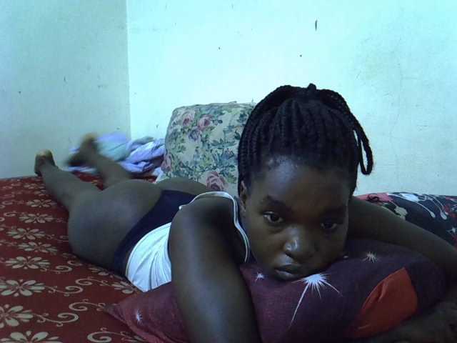 princess-scovia live cam on BongaCams