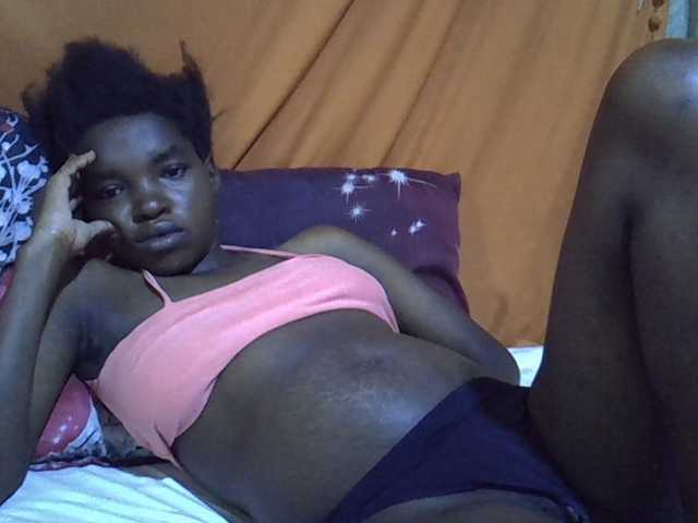 princess-scovia live webcam show