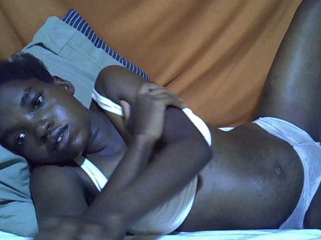 princess-scovia live cam on BongaCams