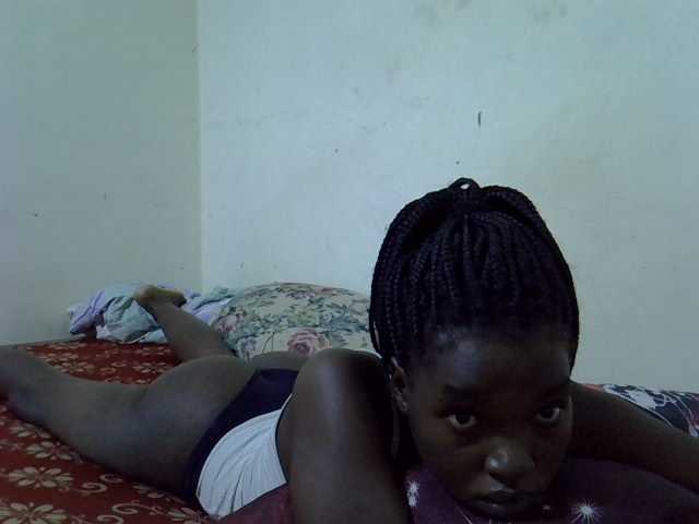 princess-scovia live cam on BongaCams