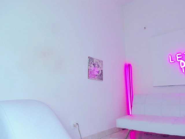 wildsexforyou live cam on BongaCams