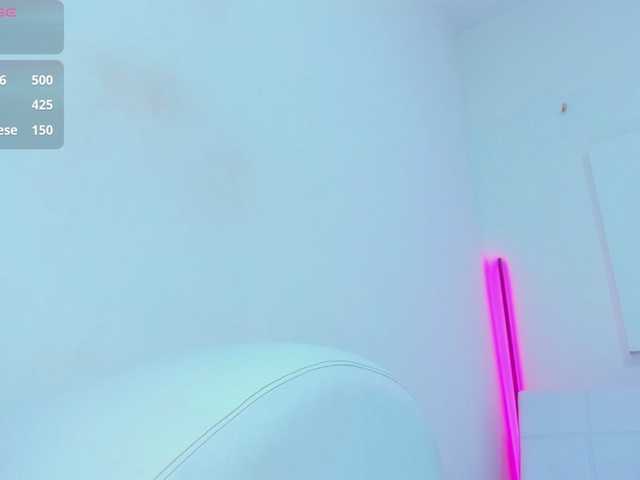 le modèle wildsexforyou est en webcam porno dans un show sur le site bongacams, il possède les tags suivants: Latino/Hispanic,Brunette,Trimmed