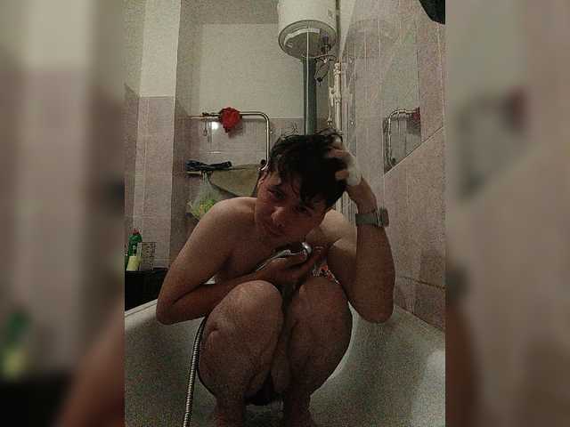 MalchikPuber live webcam show