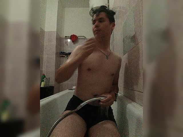 MalchikPuber live webcam show