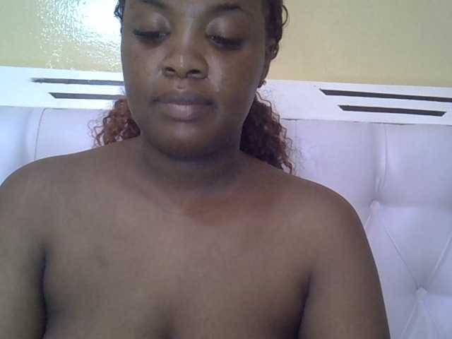 Camilapretty01 live cam on BongaCams