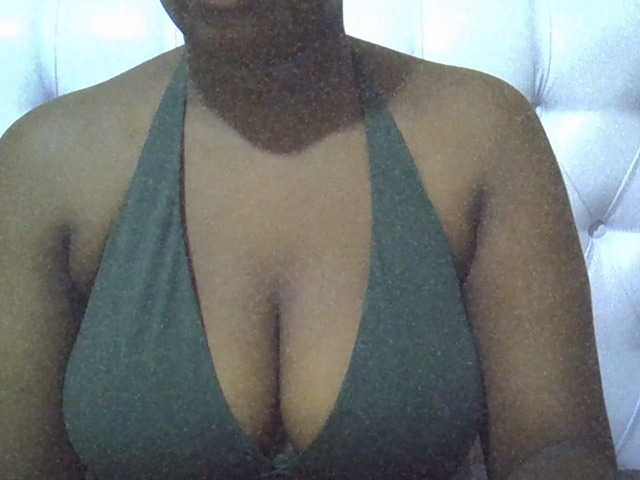 Camilapretty01 live webcam show
