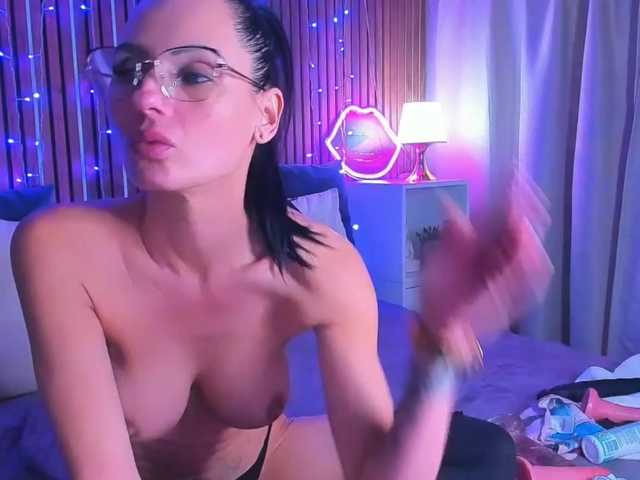 sashaskyx online