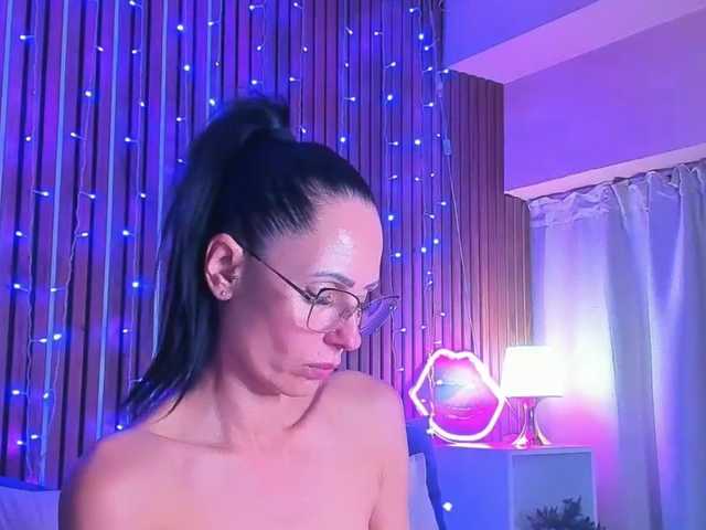 SashaSkyX live cam on BongaCams
