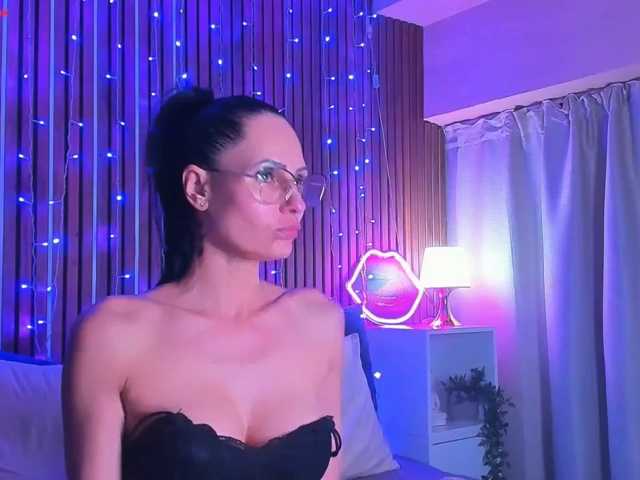 SashaSkyX live cam on BongaCams