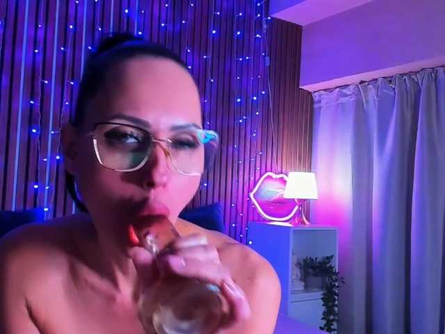 SashaSkyX live cam on BongaCams