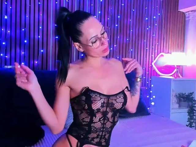 SashaSkyX live cam on BongaCams