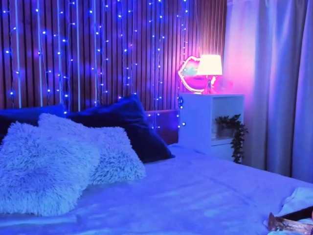 SashaSkyX live cam on BongaCams