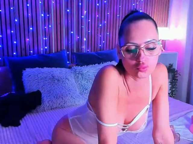 SashaSkyX live cam on BongaCams
