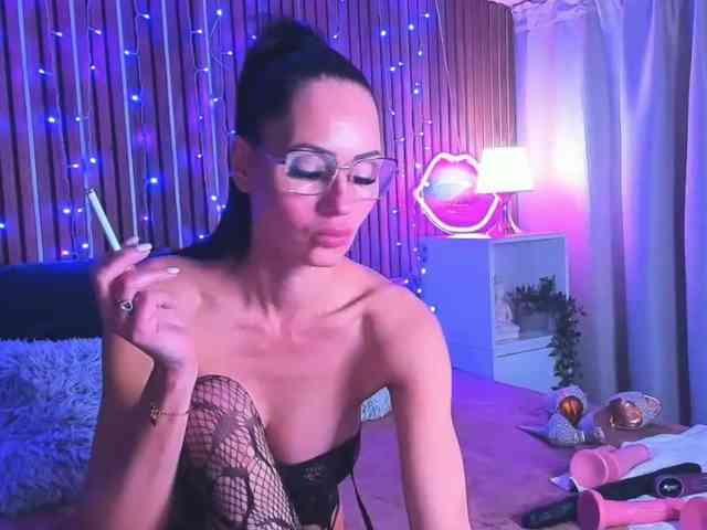 SashaSkyX webcam